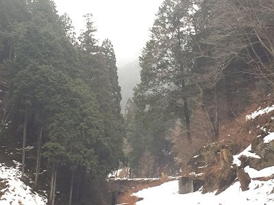 明神平方面はかなりガスっていた