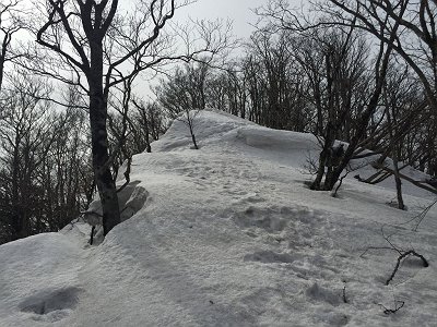 ラストの薊岳の登りがきつかった