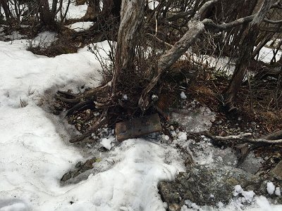 薊岳山頂。この看板がおいてあっただけだった