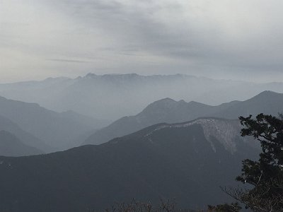 大峰山脈アップ