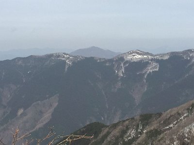 高見山が顔をだす