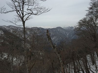 下山時は檜塚方面が望めた