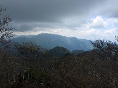 大普賢岳の山頂より弥山～八経ヶ岳