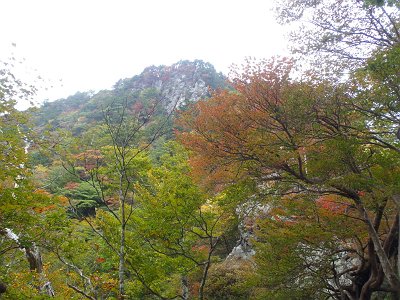 行者還岳は岩肌が露出してかっこよかった