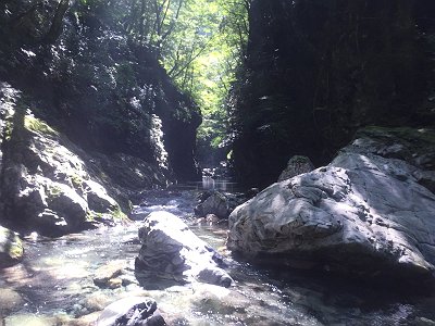 へっついさんというゴルジュに到着