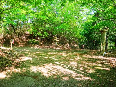 ここで林道終点。ここからは奥駈道を歩くことになるが、一旦休憩をとる