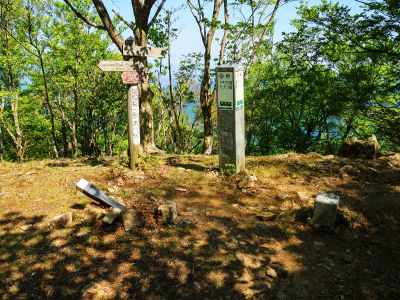 標高160～170mの登り返しで長かったけど、正直今回一番しんどかったのは涅槃岳への登り返しだった