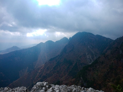 大普賢岳もこの通り。迫力ある～