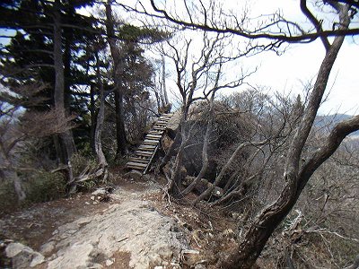 大蛇嵓の入り口