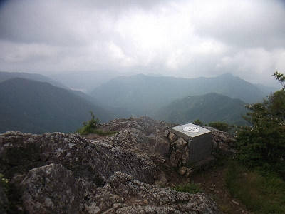 日本岩からの展望